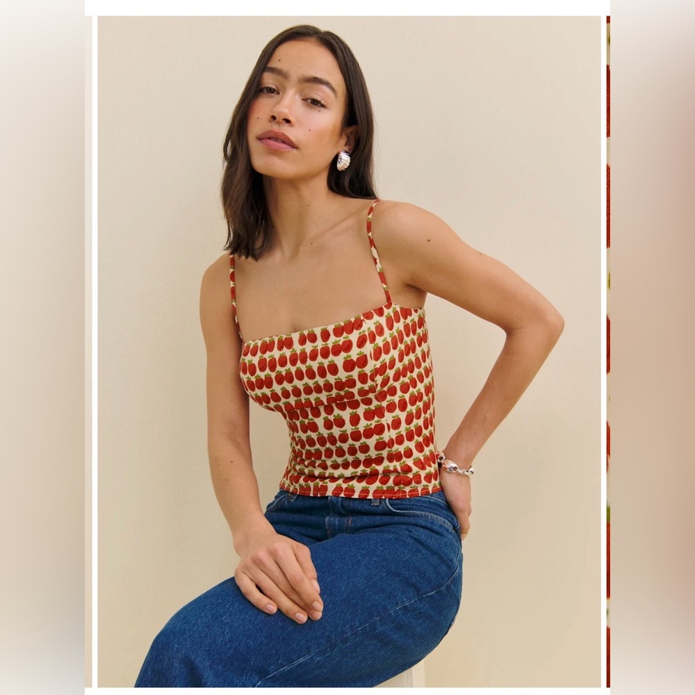 NWT Reformation Overland top in size 6. Sold out online